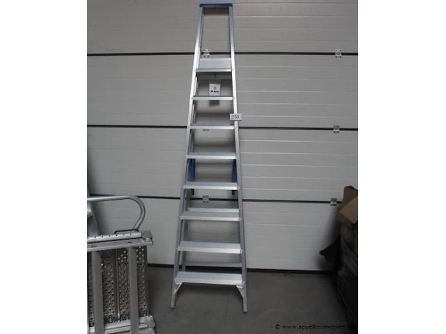 Alu trapladder solide - afbeelding 1 van  2