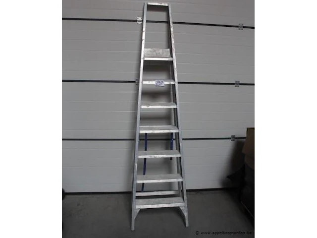 Alu trapladder solide - afbeelding 1 van  2
