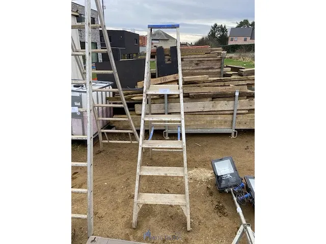Alu trapladder solide - afbeelding 2 van  3