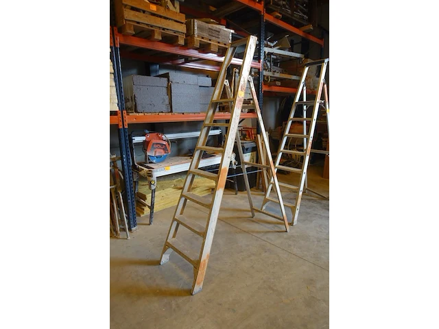 Alu trapladder solide - afbeelding 2 van  2
