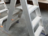 Alu trapladder solide - afbeelding 2 van  2