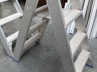 Alu trapladder solide - afbeelding 2 van  2