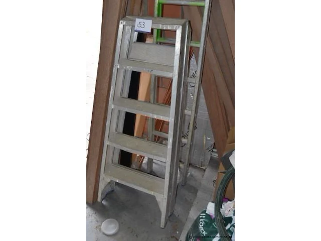 Alu trapladder - afbeelding 1 van  1