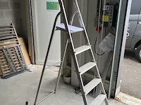 Alu trapladder - afbeelding 1 van  2