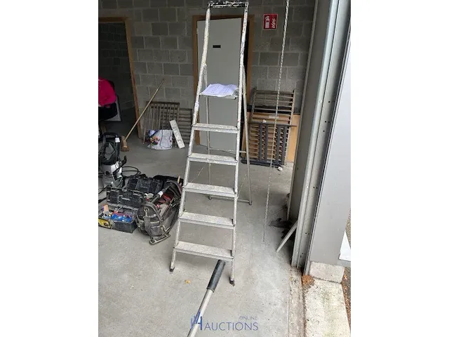 Alu trapladder - afbeelding 2 van  2