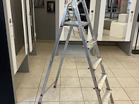 Alu trapladder - afbeelding 1 van  2