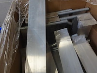 Alu/metaal onderdelen karrenstelplaats - afbeelding 1 van  5