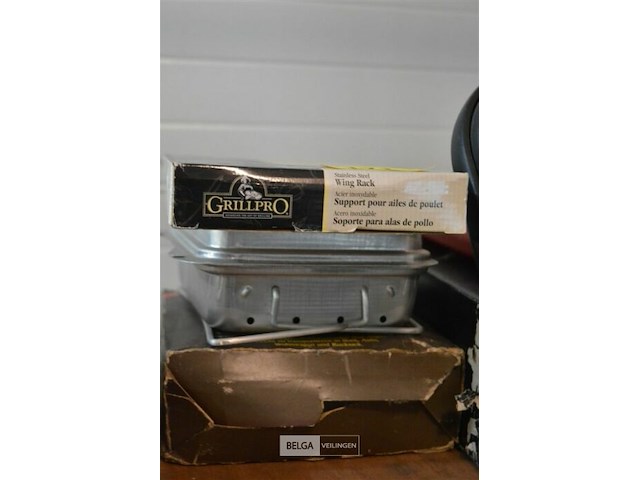 Aluminium bbq met kiprekje - afbeelding 1 van  3