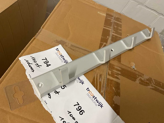 Aluminium kapstokken - afbeelding 5 van  6