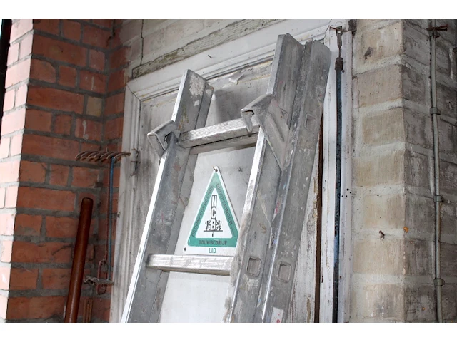 Aluminium ladder - afbeelding 2 van  2