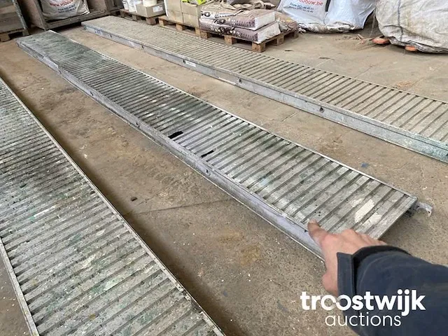 Aluminium loopvloer - afbeelding 2 van  6
