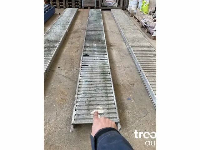 Aluminium loopvloer - afbeelding 6 van  6