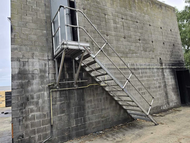 Aluminium trap - afbeelding 3 van  3