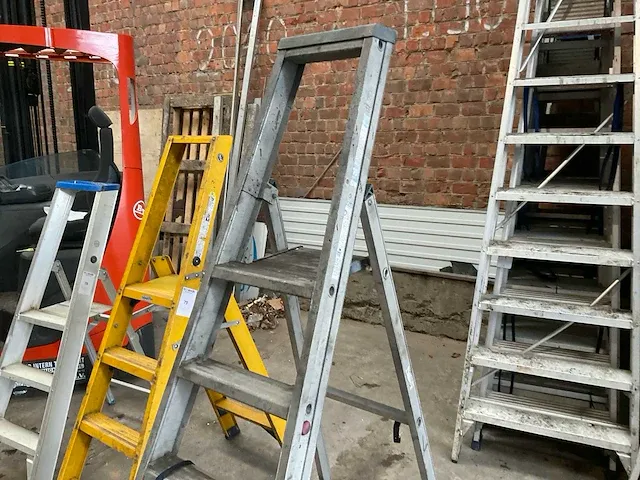 Aluminium trapladder - afbeelding 3 van  4