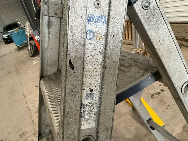 Aluminium trapladder - afbeelding 4 van  4