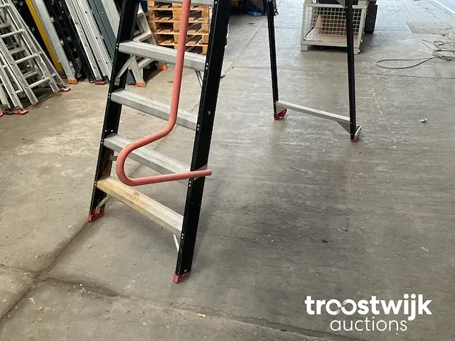 Aluminium trapladder - afbeelding 2 van  3