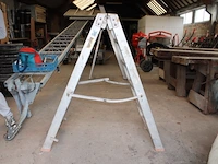 Aluminium trapladder