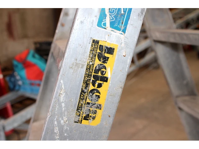 Aluminium trapladder - afbeelding 3 van  3