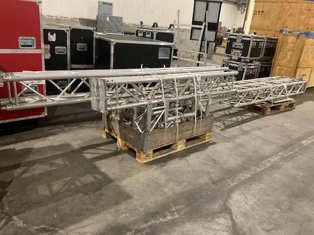 Aluminium trussen - afbeelding 2 van  4