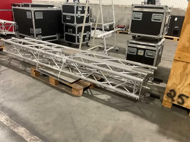 Aluminium trussen - afbeelding 2 van  3