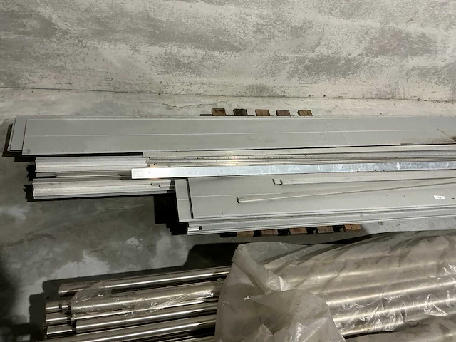 Aluminium - afbeelding 3 van  5