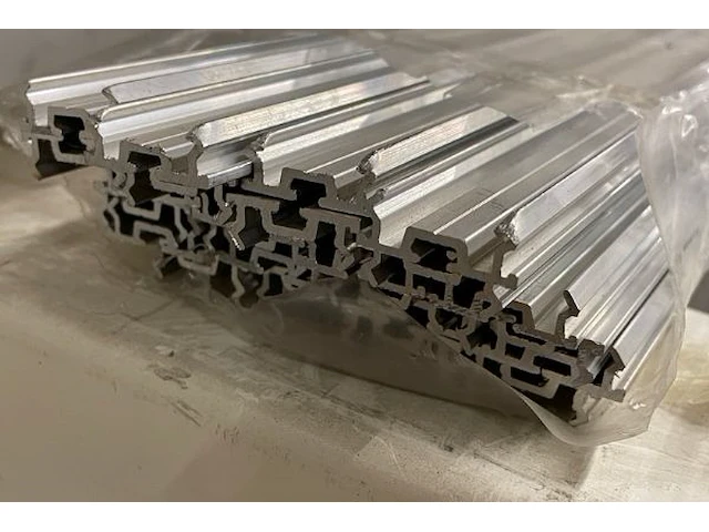 Aluminiumprofielen - afbeelding 2 van  3
