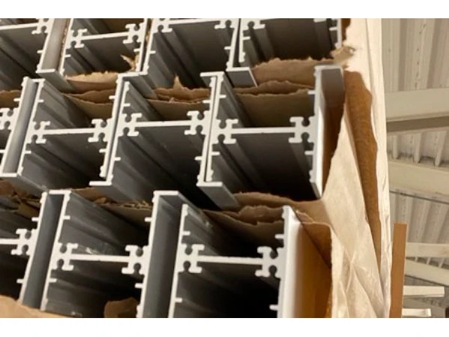 Aluminiumprofielen - afbeelding 2 van  3