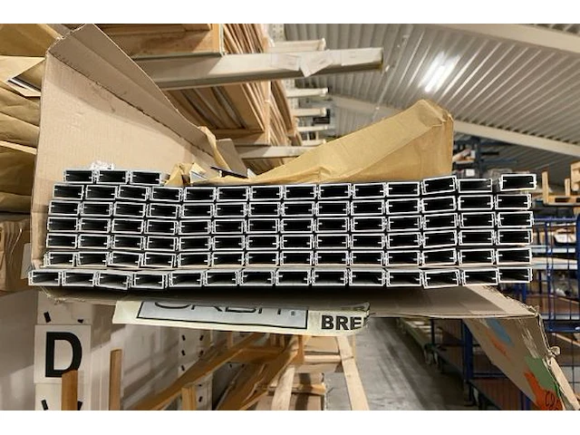 Aluminiumprofielen - afbeelding 2 van  4