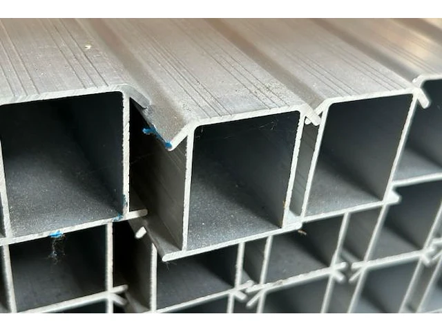 Aluminiumprofielen - afbeelding 2 van  4
