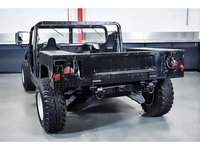 Am general hmmwv "humvee" 380ci v8 - 1992 - afbeelding 29 van  69