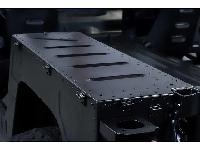 Am general hmmwv "humvee" 380ci v8 - 1992 - afbeelding 41 van  69