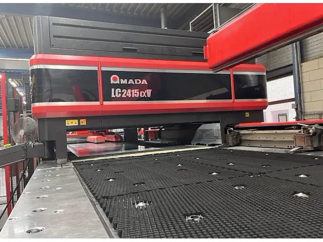 Amada lc2415a 5nt laser-snijmachine + laad-/lossysteem - afbeelding 5 van  9