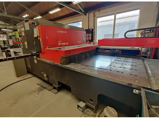 Amada lc2415a3 lasersnijmachine - afbeelding 1 van  9