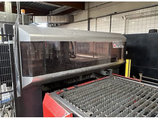 Amada lc3015x1nt laser-snijmachine - afbeelding 5 van  9