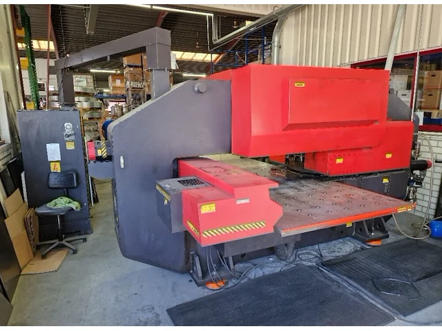 Amada pega 345 king ponsmachine - afbeelding 9 van  9