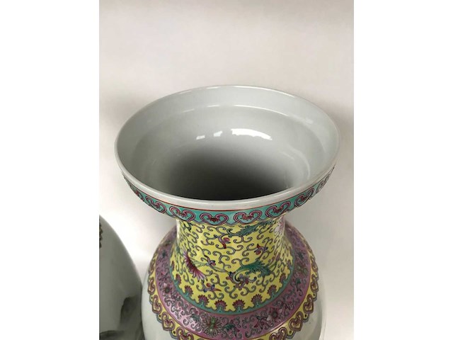 Amazing pair of jingdezhen chinese vases - afbeelding 10 van  36
