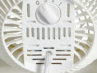 Amazon basics draagbare tafelventilator - afbeelding 4 van  4