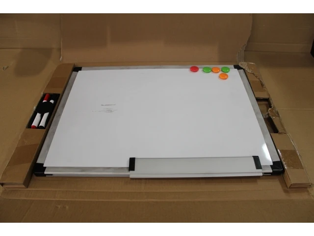 Amazon basics magnetisch whiteboard - afbeelding 2 van  3