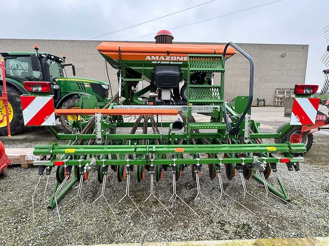 Amazone - ad-p 3000 special - precision seeder - 2016 - afbeelding 2 van  7