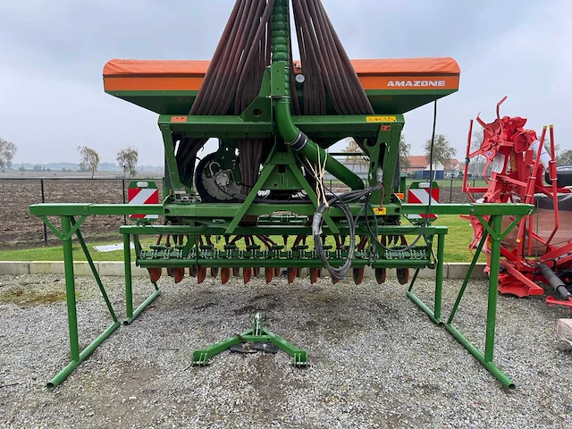 Amazone - ad-p 3000 special - precision seeder - 2016 - afbeelding 6 van  7