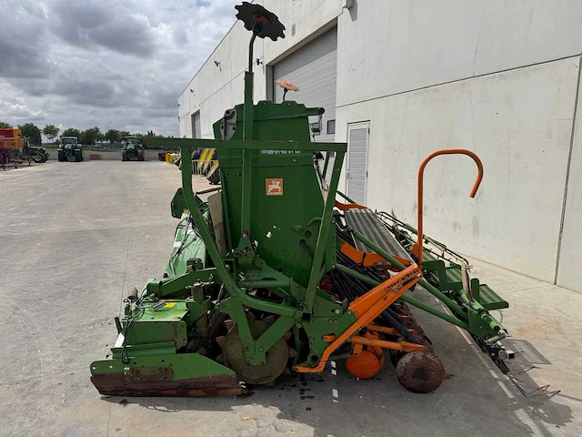 Amazone - ad303 + kg303 - precision seeder - 2003 - afbeelding 10 van  11