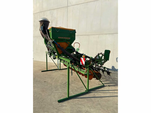 Amazone - adp303 special - seeder - 2012 - afbeelding 3 van  5