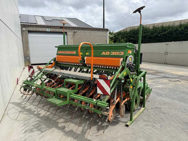 Amazone - ke303-ad303 - precision seeder - 2003 - afbeelding 10 van  13