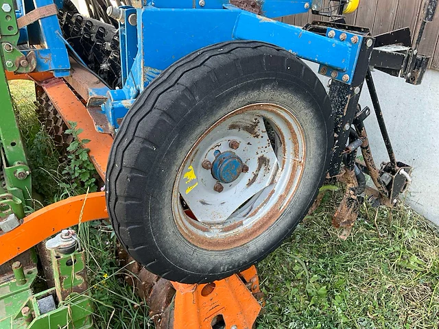 Amazone kg302 rotoreg met zaaimachine - afbeelding 2 van  13