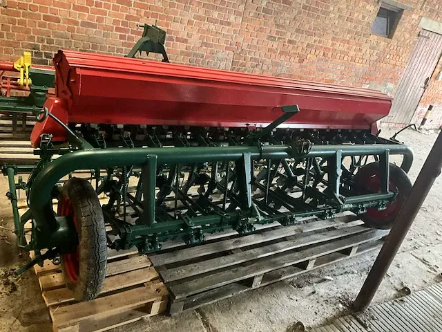 Amazone typ 30 schudeg met zaaimachine nodet - afbeelding 7 van  19