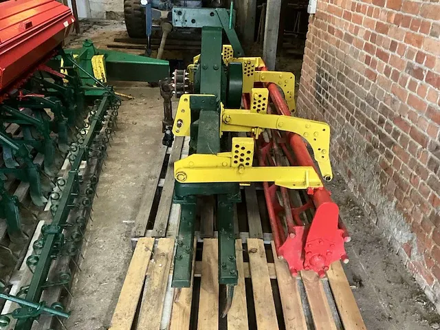 Amazone typ 30 schudeg met zaaimachine nodet - afbeelding 13 van  19