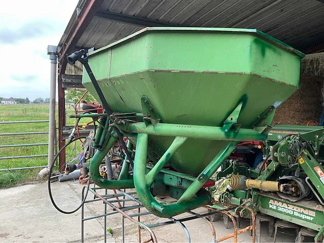 Amazone za e 1002 superspread zaaimachine met dubbele schijf - afbeelding 6 van  13