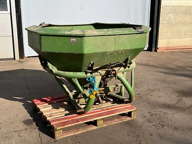 Amazone za-e1002 kunstmeststrooiers - afbeelding 9 van  12