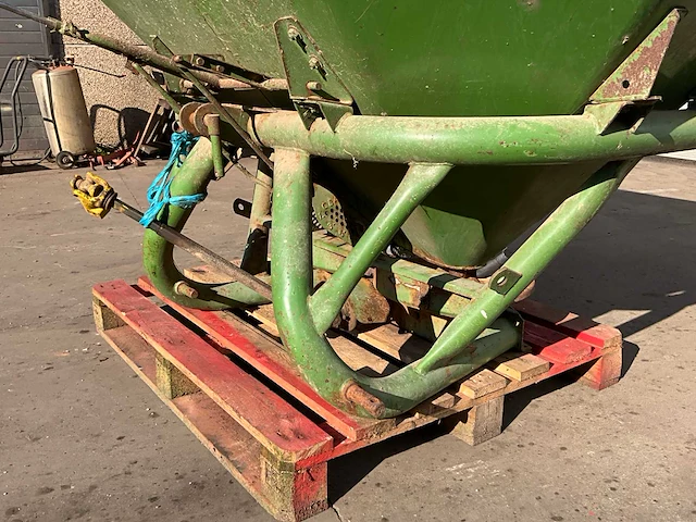 Amazone za-e1002 kunstmeststrooiers - afbeelding 12 van  12