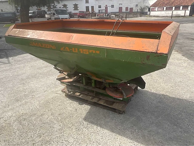 Amazone za-u 1501 kunstmeststrooier - afbeelding 1 van  10
